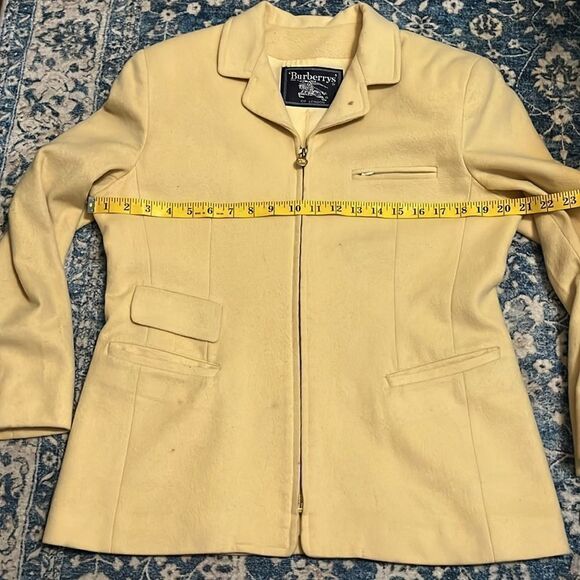 Vintage Burberry’s Yellow Lambswool Zipper Closure Pockets Blazer Jacket - Picture 5 of 14